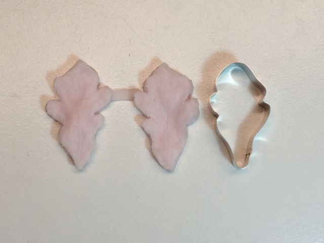 FV09set Oak Leaf Veiner and Cutter