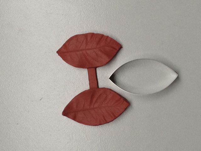 FV32set Sculptured Leaf cutter and Veiner