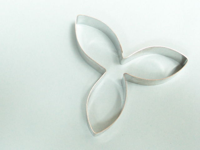 c115 Daffodil Large 50mm