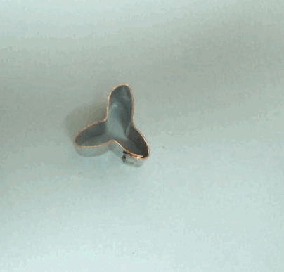 c126 Lily/Snowdrop Tiny 13mm