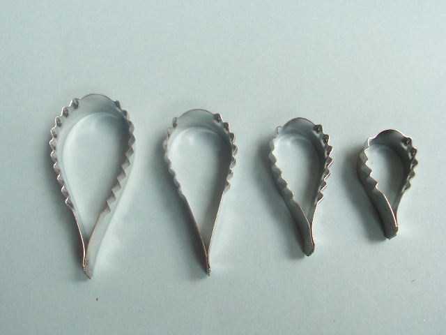 c163 Frangipani Serrated 38,30,24,17mm