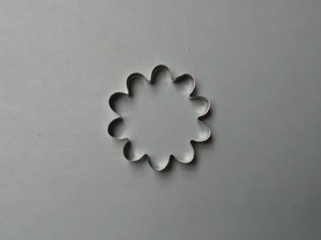 c512B Carnation Open 47mm